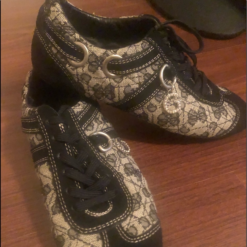 GUESS FASHION SNEAKERS